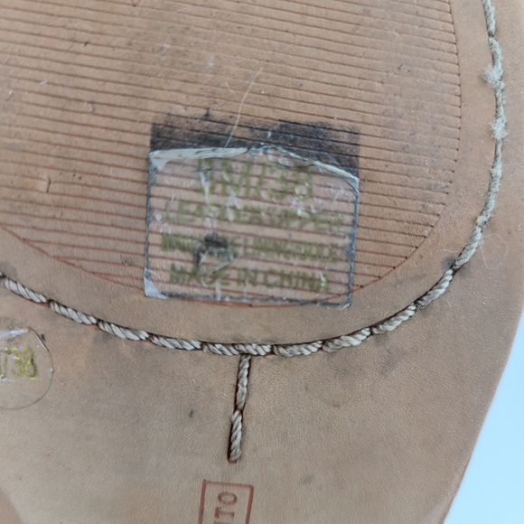 Vince Camuto Peera brown leather ankle boots w/cutouts size 8 - Picture 14 of 15